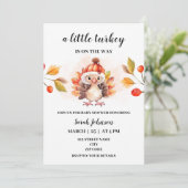 Een kleine Turkije herfst baby shower uitnodiging (Staand voorkant)