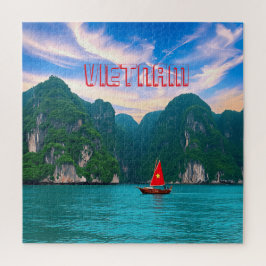 Een kleine Vietnamese boot met een rood zeil Legpuzzel