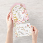 Een kleine vlinder | Goud Glitter Roze Baby shower All In One Uitnodiging (Afscheurbaar)