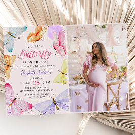 Een kleine vlinder is onderweg Baby shower foto Kaart
