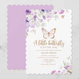 Een kleine vlinder is op weg naar goud lila kaart