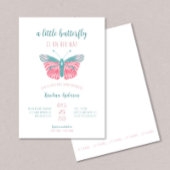 Een kleine vlinder is op weg naar het baby shower kaart