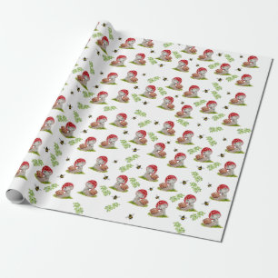 Een kleurrijke bosvlieg en een slak inpakpapier