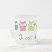 Een kleurrijke mok of glas (Voorkant links)