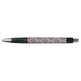 Een kleurrijke pen met een zwarte punt en klikker