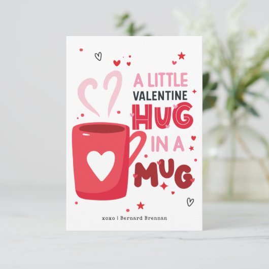 Een knuffel in een Mok Valentijn's Day Photo Card Kaart (Staand voorkant)
