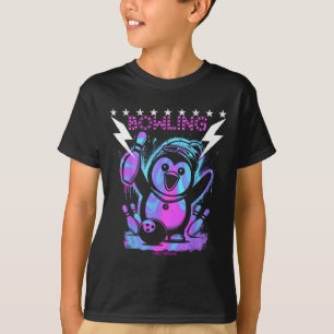 Een koele pinguïn bowling met blikseminslag t-shirt
