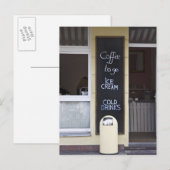 een koffiewinkel met koffie om te tekenen briefkaart (Voorkant / Achterkant)