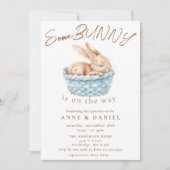 Een konijn is onderweg naar de douche kaart (Voorkant)