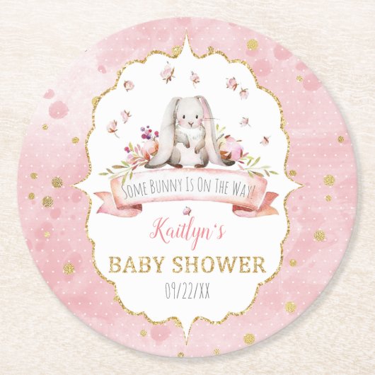 Een konijn is onderweg! paasweekend Baby shower Ronde Kartonnen Onderzetter (Voorkant)