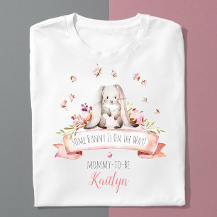 Een konijn is onderweg! paasweekend Baby shower T-shirt