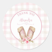 Een konijn verandert een roze meisje ronde sticker (Voorkant)