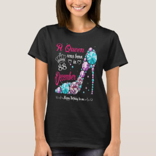 Een koningin werd geboren in december 88ste verjaa t-shirt