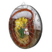 Een korf van gele diaffodils en paasgriep dartbord (Voorkant Rechts)