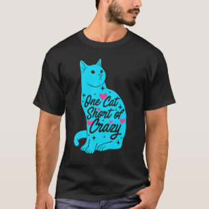 Een korte broekzak met een verfijnde grafische kat t-shirt