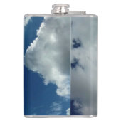 Een kromming in de wolken heupfles (Achterkant)