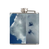 Een kromming in de wolken heupfles (Achterkant)