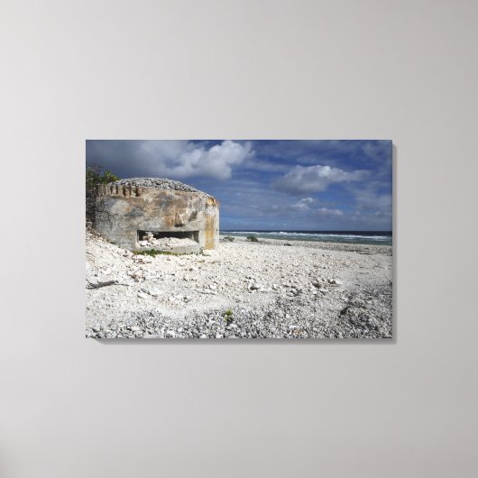 Een kruimelende bunker canvas afdruk (Voorkant)