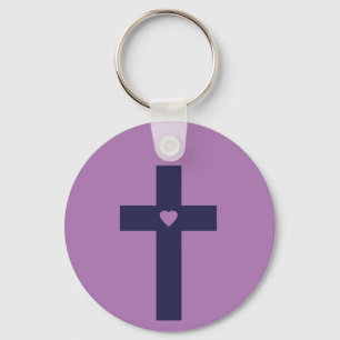 Een kruis met hart sleutelhanger
