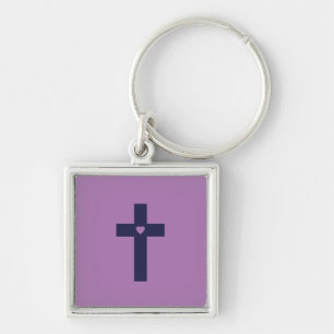 Een kruis met hart sleutelhanger