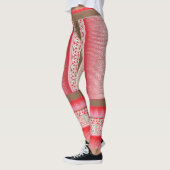 Een kruissteek patroon met een rode achtergrond leggings (Links)