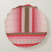 Een kruissteek patroon met een rode achtergrond rond kussen (Achterkant)