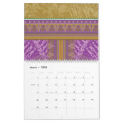 Een kruissteekpatroon met een paarse en gele BA Kalender (Mar 2026)