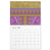 Een kruissteekpatroon met een paarse en gele BA Kalender (Jan 2026)