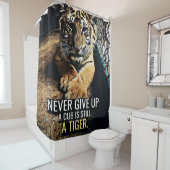 Een kubus is nog steeds een tijger douchegordijn (In situ)