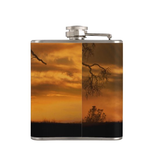 Een kunstkolf voor paarden en eikenbomen heupfles (Achterkant)