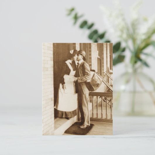 Een kus van de postbode briefkaart (Staand voorkant)