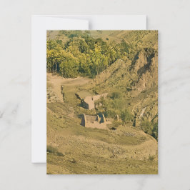 Een landelijk landschap feestdagenkaart