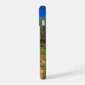 een lang kronkelend voetpad bij Descanso Gardens iPhone 15 Case (Linkerkant)