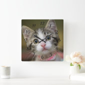 Een leuk katje met groene ogen vierkante klok (Huis)