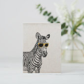 Een leuke grappige schets met een trendy bril. briefkaart (Staand voorkant)