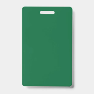Een levendig groen blad met duidelijke nerven is v badge