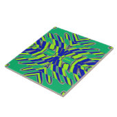 Een levendig multicolor klassiek patroon keramisch tegeltje (Zijkant)