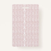 Een levendig tapijt met een ingewikkelde geometris badge (Achterkant)