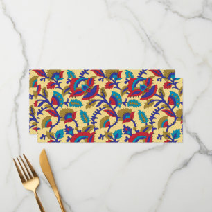 Een levendig textiel kunstwerk met vet rood, ja menu