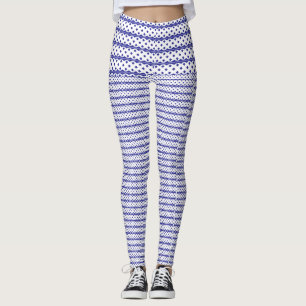 Een levendige blauwe lucht met verspreide witte wo leggings
