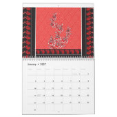 Een levendige rode en zwarte sjaal versierd met ee kalender (Jan 2027)