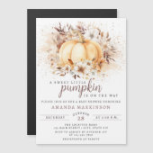 Een lief klein pompoenneutraal Baby shower Magnetische Uitnodiging (Voorkant / Achterkant)