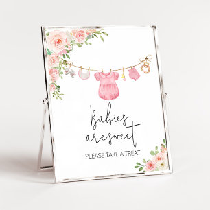 Een lief meisje babykleding baby's zijn zoet poster