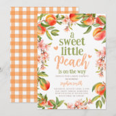 Een lieve kleine perzik is op weg naar het baby sh kaart (Voorkant / Achterkant)
