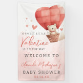 Een lieve kleine Valentijn Baby shower welkom Spandoek (Verticaal)