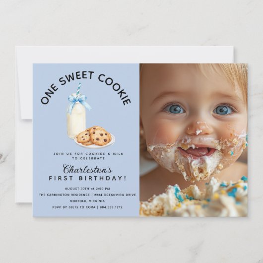 Een lieve koekjesjongen eerste verjaardag uitnodig kaart (Voorkant)