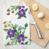 Een lieve witte all over bloemrijke theedoek (Quarter Fold)