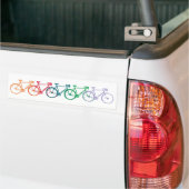 Een lijn van gekleurde fietsen bumpersticker (Op Truck)