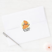 Een Lil Bit Flaky Funny Croissant Pastry Pun Ronde Sticker (Envelop)