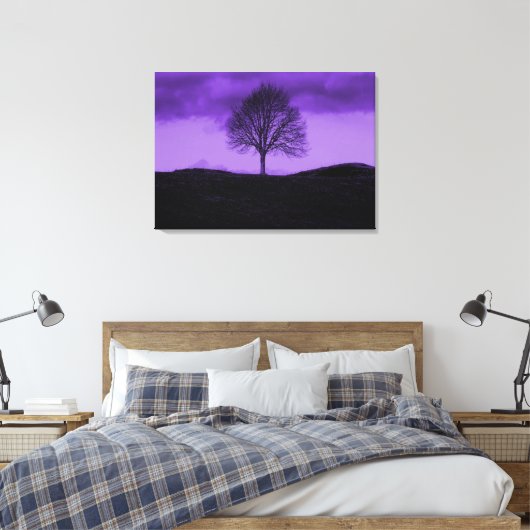 Een Lone Tree Pop Art Paarse Landschaps Canvas (Insitu (Slaapkamer))
